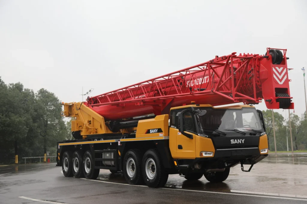 Caminhão guindaste SANY STC1600T7